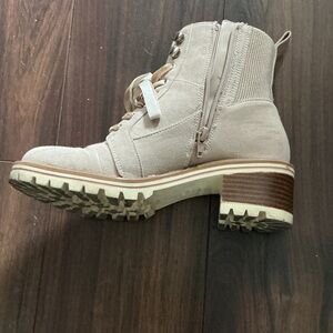 Stylish Tan Ankle Boot